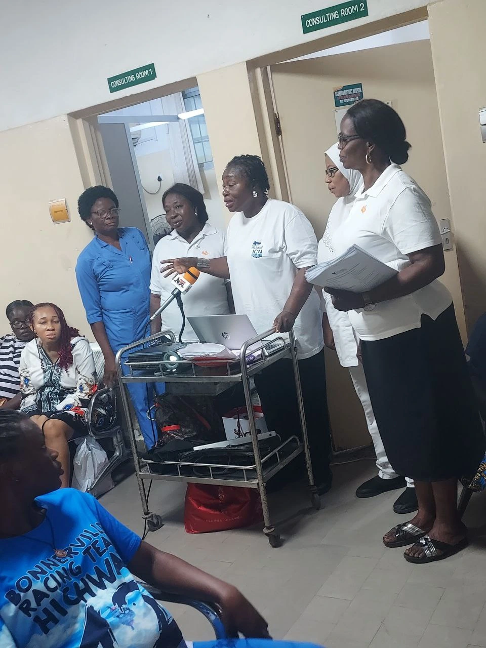 Breastfeeding Champion Mrs Josephine Oteri lecturing the women on the importance of exclusive breastfeeding